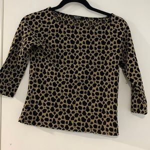 Black and gold leopard design boat neck 3/4 sleeve top